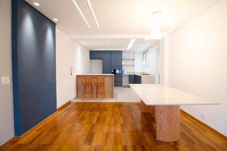 Apartamento à venda com 140m², 3 quartos e 1 vaga