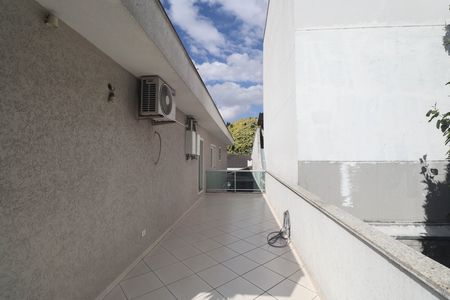 Casa à venda com 175m², 3 quartos e 3 vagasTerraço