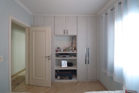 Casa à venda com 175m², 3 quartos e 3 vagasQuarto 2
