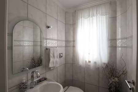 Casa à venda com 175m², 3 quartos e 3 vagasLavabo
