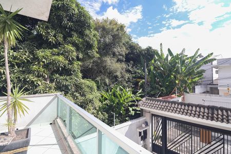 Casa à venda com 175m², 3 quartos e 3 vagasVista 