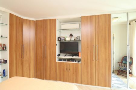 Casa à venda com 175m², 3 quartos e 3 vagasSuíte 