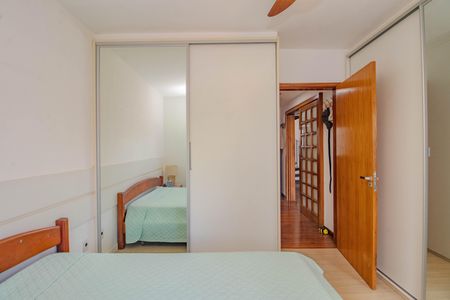 Apartamento à venda com 130m², 2 quartos e 2 vagas Apartamento à venda com 130m², 2 quartos e 2 vagasQuarto 2