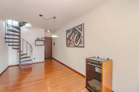 Apartamento à venda com 130m², 2 quartos e 2 vagas Apartamento à venda com 130m², 2 quartos e 2 vagasSala