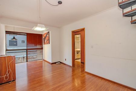 Apartamento à venda com 130m², 2 quartos e 2 vagas Apartamento à venda com 130m², 2 quartos e 2 vagasSala