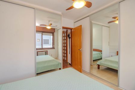 Apartamento à venda com 130m², 2 quartos e 2 vagas Apartamento à venda com 130m², 2 quartos e 2 vagasQuarto 2