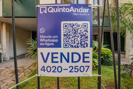 Apartamento à venda com 130m², 2 quartos e 2 vagas Apartamento à venda com 130m², 2 quartos e 2 vagasPlaquinha