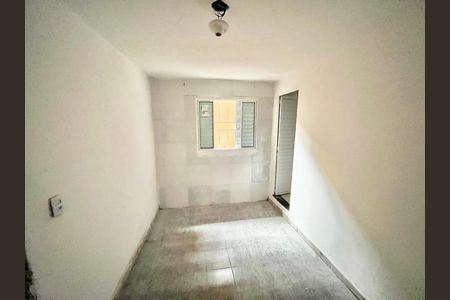 Casa para alugar com 32m², 1 quarto e sem vaga Casa para alugar com 32m², 1 quarto e sem vagaQuarto