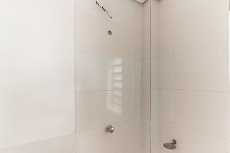 Banheiro de apartamento para alugar com 1 quarto, 47m² em Santa Ifigênia, São Paulo