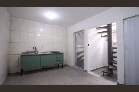 Casa para alugar com 1 quarto, 50m² em Cidade São Mateus, São Paulo