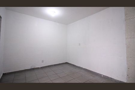 Casa para alugar com 50m², 1 quarto e 1 vaga