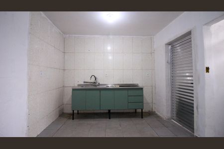 Casa para alugar com 50m², 1 quarto e 1 vaga