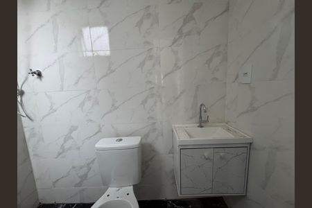 Apartamento para alugar com 40m², 2 quartos e sem vagaBanheiro