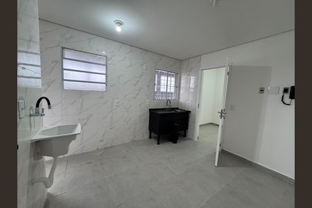 Área de Serviço de apartamento para alugar com 1 quarto, 30m² em Santo Antônio, Osasco