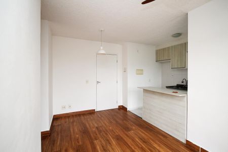 Sala de apartamento para alugar com 2 quartos, 47m² em Chácara Granja Velha, Cotia