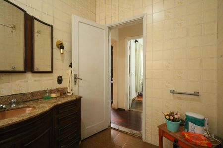 Banheiro de casa à venda com 3 quartos, 220m² em Santa Maria, São Caetano do Sul