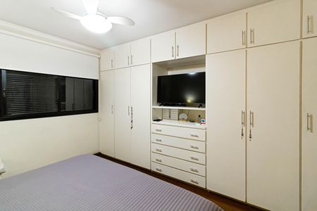 Apartamento à venda com 213m², 3 quartos e 3 vagas Apartamento à venda com 213m², 3 quartos e 3 vagasSuíte 3