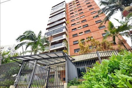 Apartamento à venda com 213m², 3 quartos e 3 vagas Apartamento à venda com 213m², 3 quartos e 3 vagasFachada