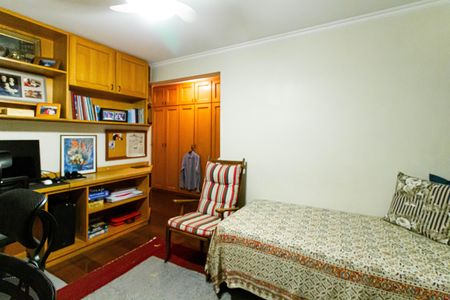 Apartamento à venda com 213m², 3 quartos e 3 vagas Apartamento à venda com 213m², 3 quartos e 3 vagasSuíte 2