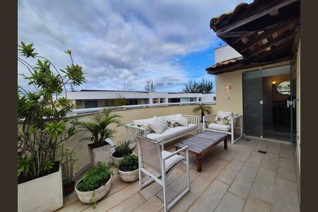 Apartamento à venda com 235m², 2 quartos e 3 vagas