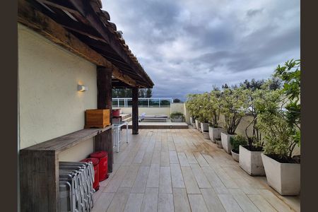 Apartamento à venda com 235m², 2 quartos e 3 vagas