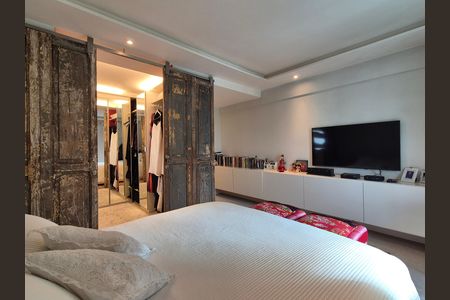 Apartamento à venda com 235m², 2 quartos e 3 vagas