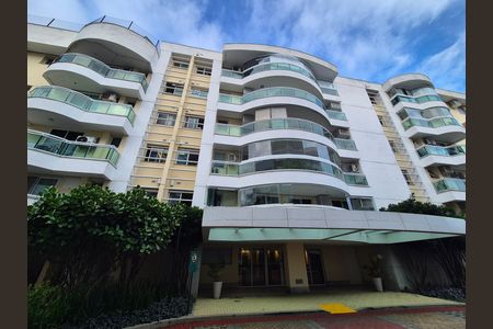 Apartamento à venda com 235m², 2 quartos e 3 vagas