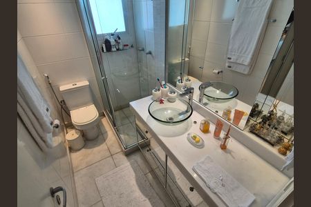 Apartamento à venda com 235m², 2 quartos e 3 vagas