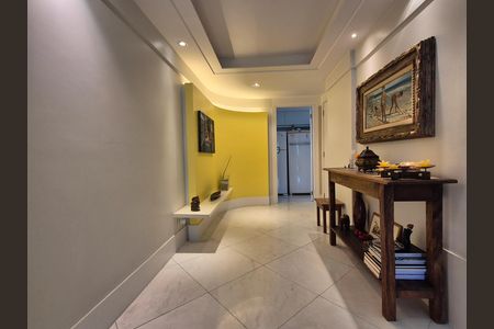 Apartamento à venda com 235m², 2 quartos e 3 vagas