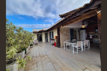 Apartamento à venda com 235m², 2 quartos e 3 vagas