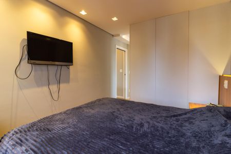 Apartamento à venda com 72m², 1 quarto e 2 vagas Apartamento à venda com 72m², 1 quarto e 2 vagasSuíte