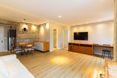 Sala de apartamento à venda com 1 quarto, 72m² em Vila Madalena, São Paulo