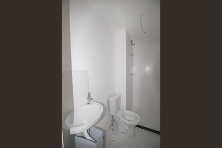 Apartamento para alugar com 28m², 2 quartos e sem vaga Apartamento para alugar com 28m², 2 quartos e sem vagaBanheiro