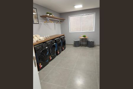 Apartamento para alugar com 28m², 2 quartos e sem vaga Apartamento para alugar com 28m², 2 quartos e sem vagaLavanderia