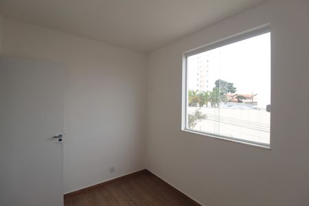 Apartamento à venda com 78m², 3 quartos e 1 vagaQuarto 2
