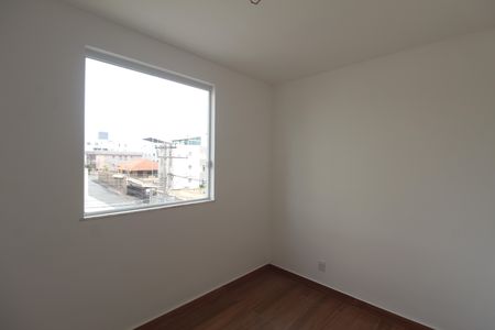 Apartamento à venda com 78m², 3 quartos e 1 vagaQuarto 2