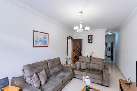 Casa à venda com 200m², 3 quartos e 5 vagas Casa à venda com 200m², 3 quartos e 5 vagasSala