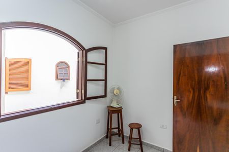 Casa à venda com 200m², 3 quartos e 5 vagas Casa à venda com 200m², 3 quartos e 5 vagasQuarto 1