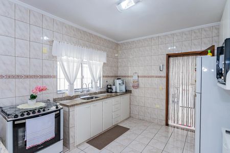 Casa à venda com 200m², 3 quartos e 5 vagas Casa à venda com 200m², 3 quartos e 5 vagasCopa e cozinha