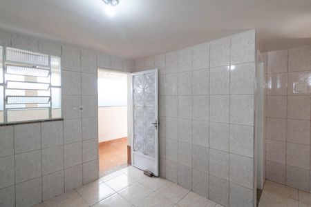 Casa para alugar com 70m², 2 quartos e sem vaga Casa para alugar com 70m², 2 quartos e sem vagaCozinha e Área de Serviço