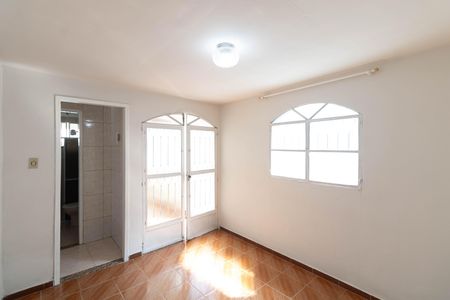 Sala de casa para alugar com 2 quartos, 70m² em Senador Vasconcelos, Rio de Janeiro