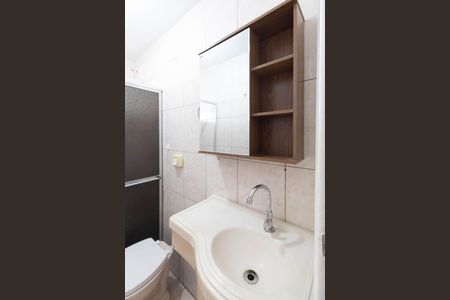Casa para alugar com 70m², 2 quartos e sem vaga Casa para alugar com 70m², 2 quartos e sem vagaBanheiro