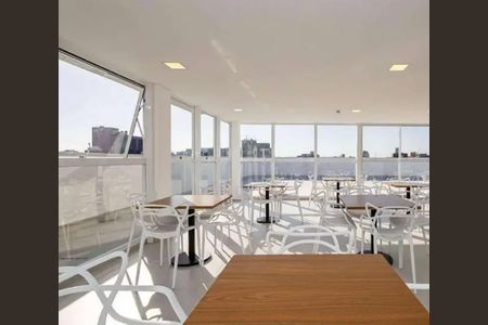 Studio à venda com 20m², 1 quarto e sem vagaÁrea comum - Salão de festas