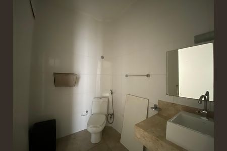 Apartamento à venda com 1300m², 2 quartos e sem vaga Apartamento à venda com 1300m², 2 quartos e sem vagaBanheiro
