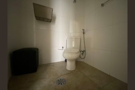 Apartamento à venda com 1300m², 2 quartos e sem vaga Apartamento à venda com 1300m², 2 quartos e sem vagaBanheiro