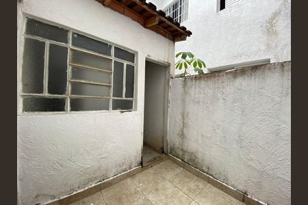 Apartamento à venda com 1300m², 2 quartos e sem vaga Apartamento à venda com 1300m², 2 quartos e sem vagaQuintal