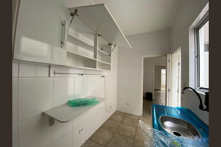 Apartamento à venda com 1300m², 2 quartos e sem vaga Apartamento à venda com 1300m², 2 quartos e sem vagaCozinha