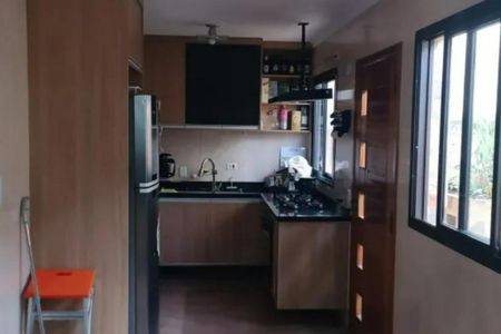 Foto 04 de casa à venda com 2 quartos, 260m² em Cidade Dutra, São Paulo