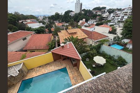 Casa à venda com 500m², 4 quartos e 4 vagas