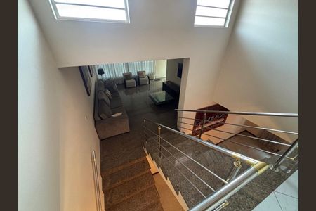 Casa à venda com 4 quartos, 500m² em Alto da Lapa, São Paulo